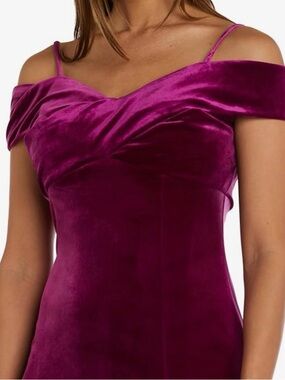 Night Way Collections Off-Shoulder Velvet Dress in Magenta